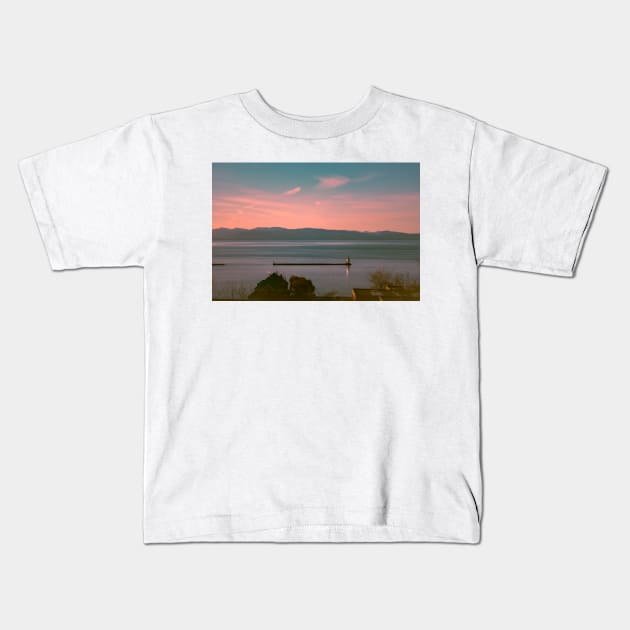 Burlington Breakwater Light Vermont Kids T-Shirt by Enzwell